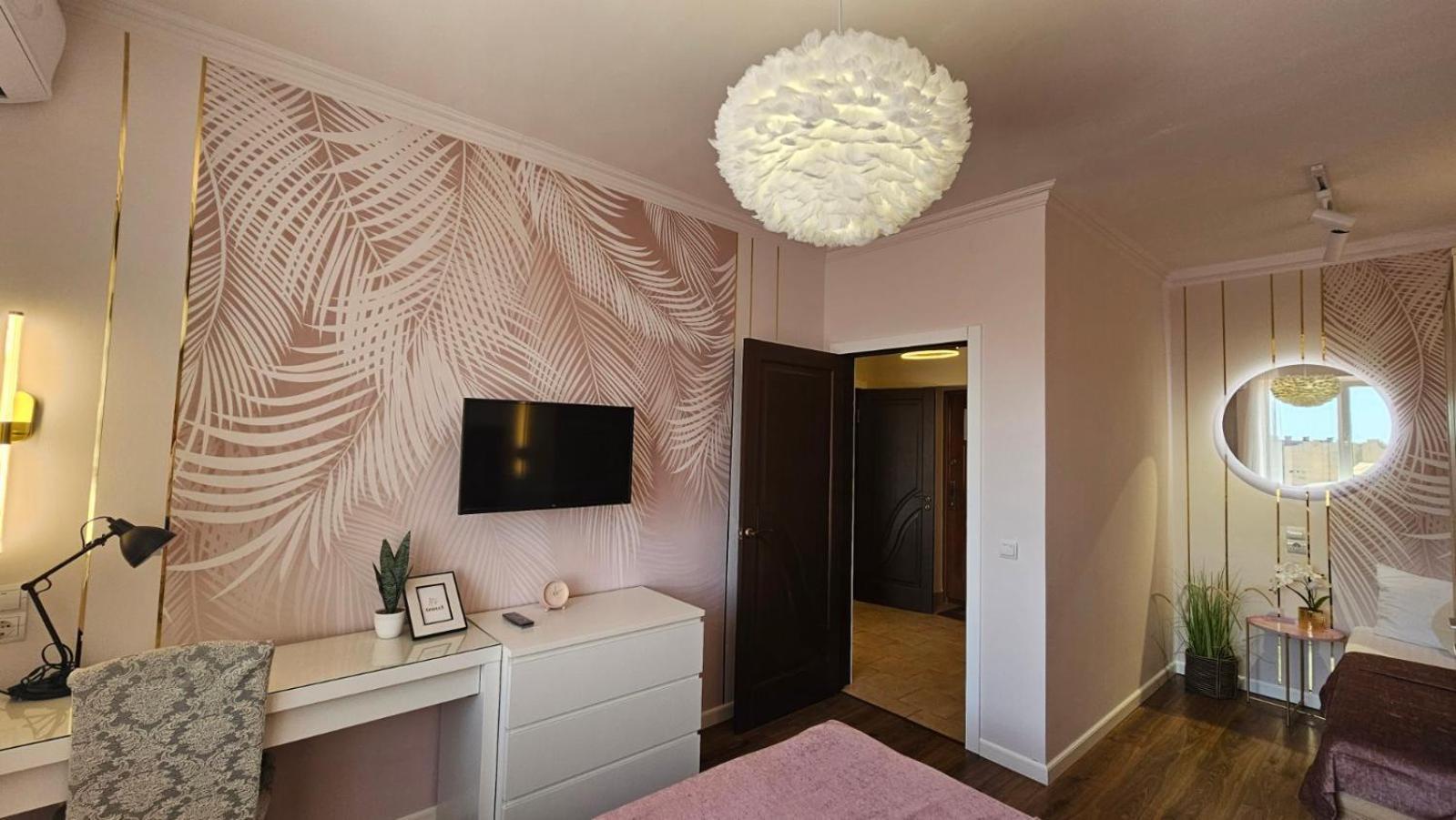Soft Pink *